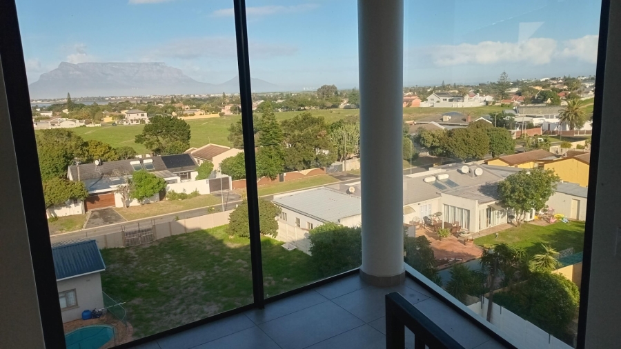 2 Bedroom Property for Sale in Table View Western Cape